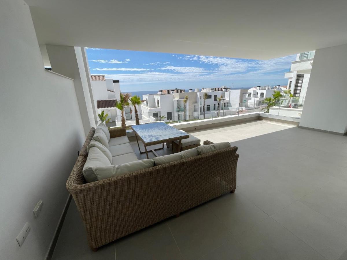 Modern 2 Beds Apartment In Alcaidesa Εξωτερικό φωτογραφία