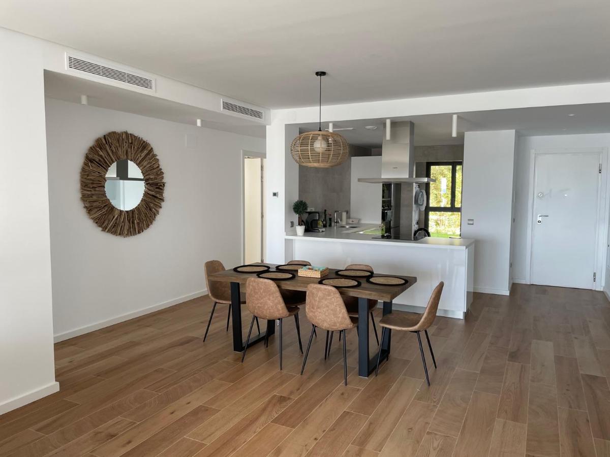 Modern 2 Beds Apartment In Alcaidesa Εξωτερικό φωτογραφία