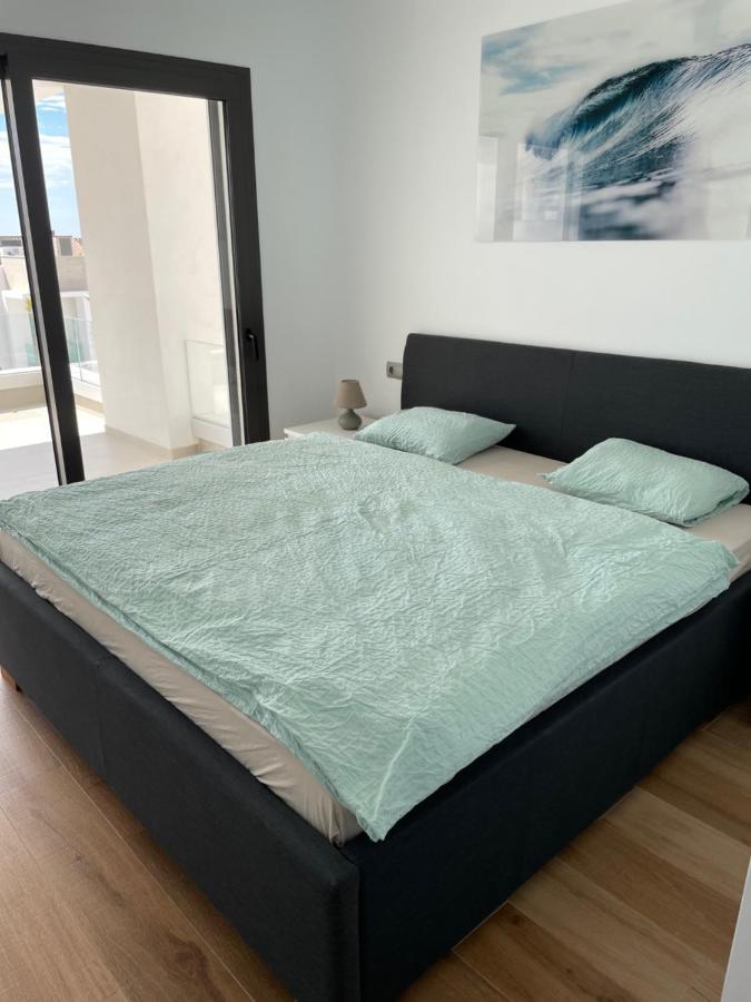Modern 2 Beds Apartment In Alcaidesa Εξωτερικό φωτογραφία